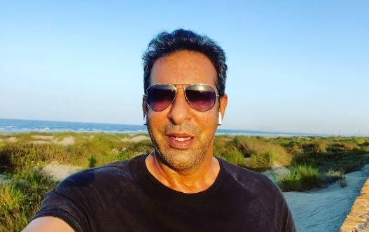 Waseem Akram suggests ‘chitrol’ for corona SOPs violators