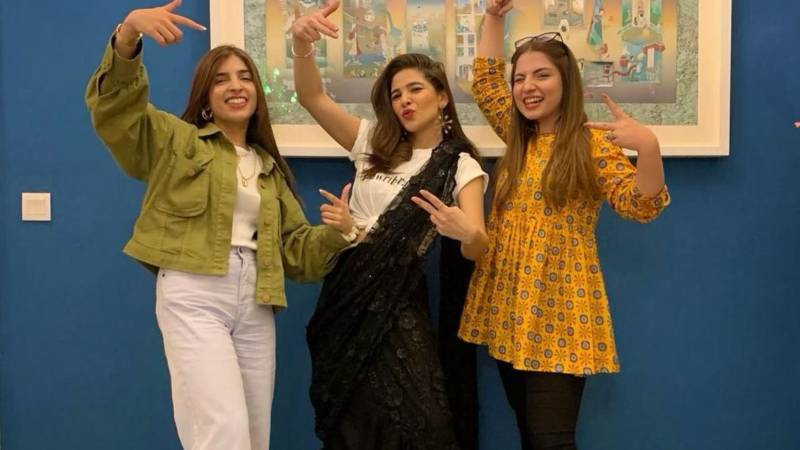 Ayesha Omer uses Dananeer Mobeen’s merch as ‘sari blouse’