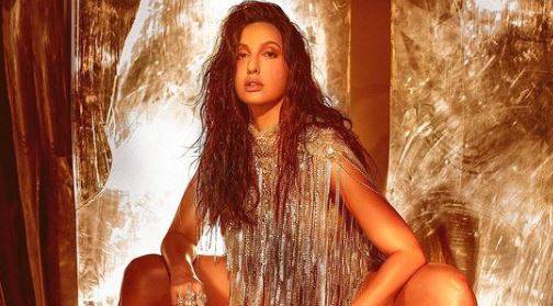 Noora Fatehi sets floor on fire with her bold performance at Filmfare Awards