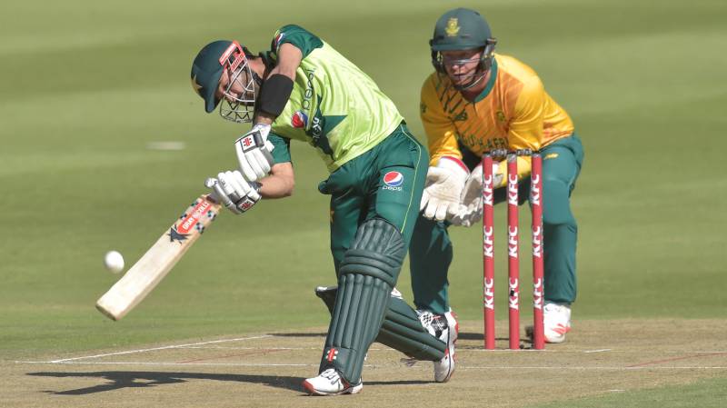 South Africa win second T20 to level series against Pakistan