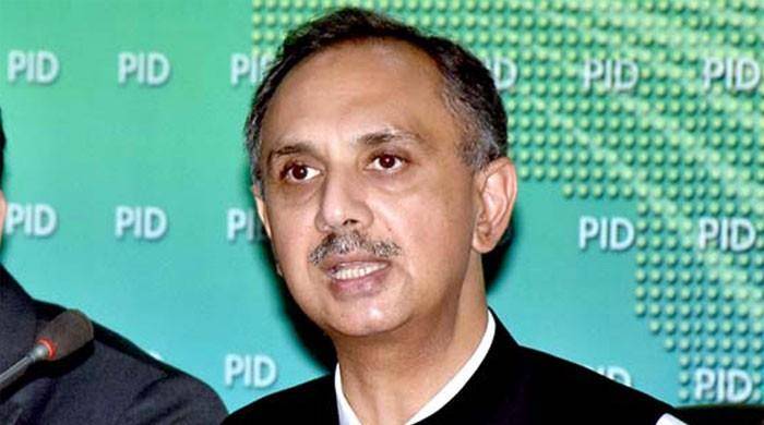 Omar Ayub directs SSGC to ensure smooth gas supply in Karachi