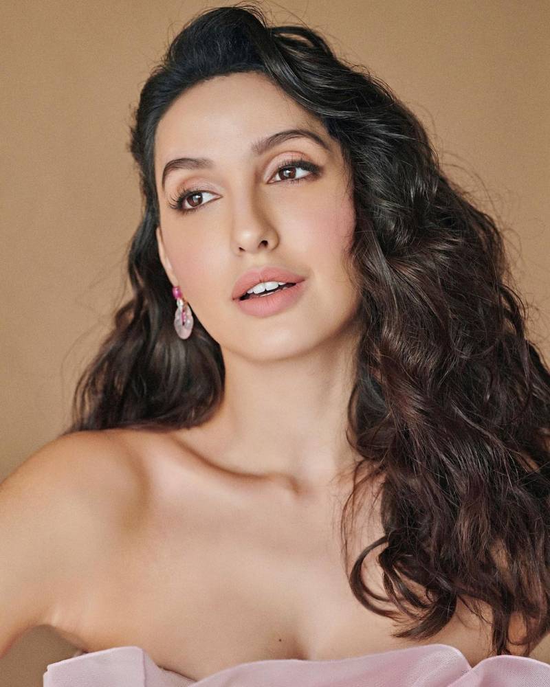 Nora Fatehi’s new spicy dance video sets social media ablaze