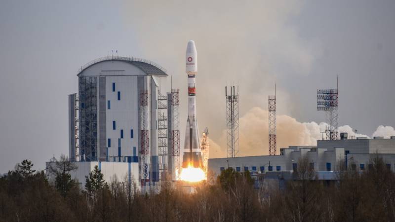 Russia launches new batch of UK telecom satellites into space