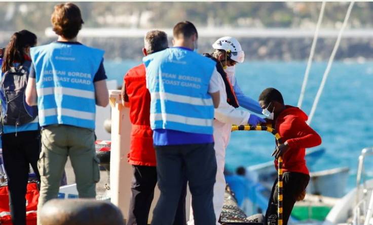 17 migrants found dead off Spain's Canary Islands