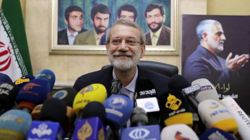 Iran heavy-hitters Raisi, Larijani bid for presidential race