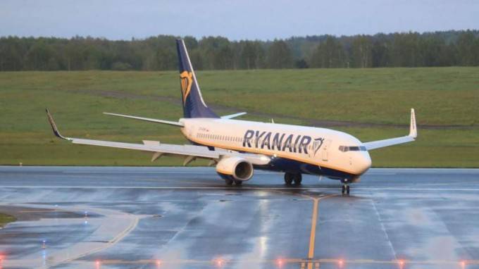 'You have bomb onboard': Belarus told Ryanair pilot