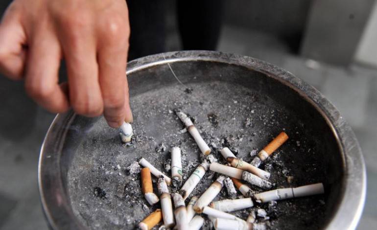 Underage smokers to be fined as online registration of cigarette sellers starts in Islamabad 