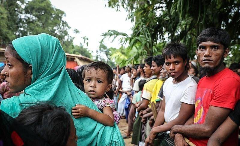 Thousands of Rohingya protest against conditions on Bangladesh island