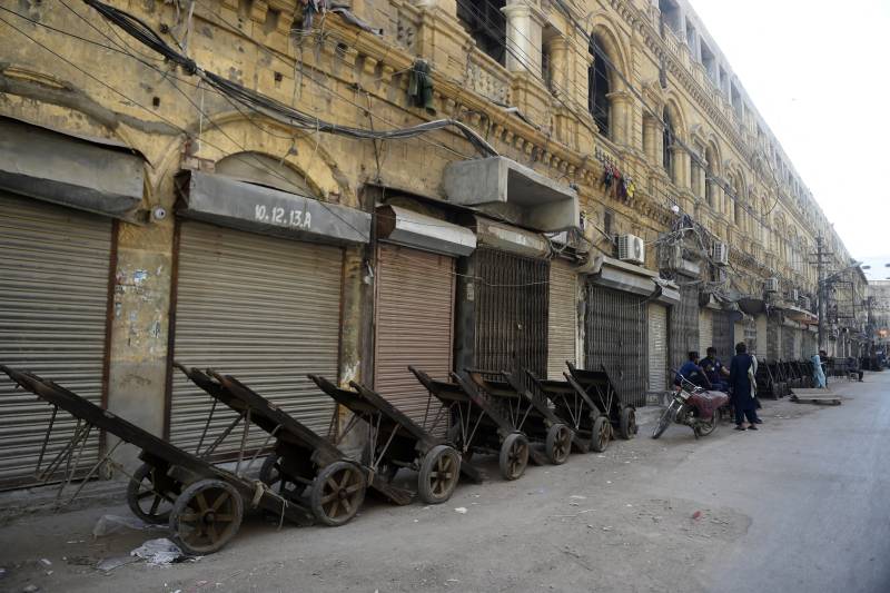 Karachi traders divided on market timings