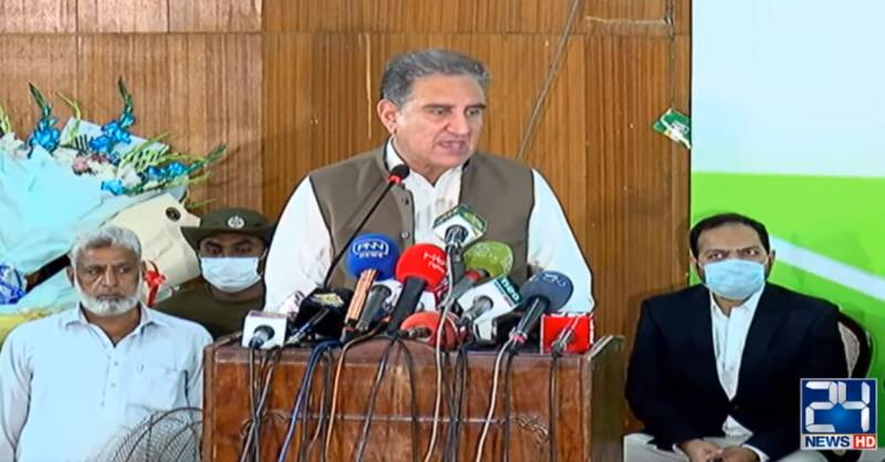 Qureshi complains to Buzdar about South Punjab secretariat officers’ performance