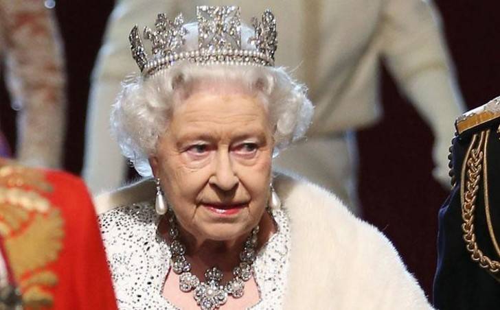 UK govt slams students for ditching 'colonial' queen portrait