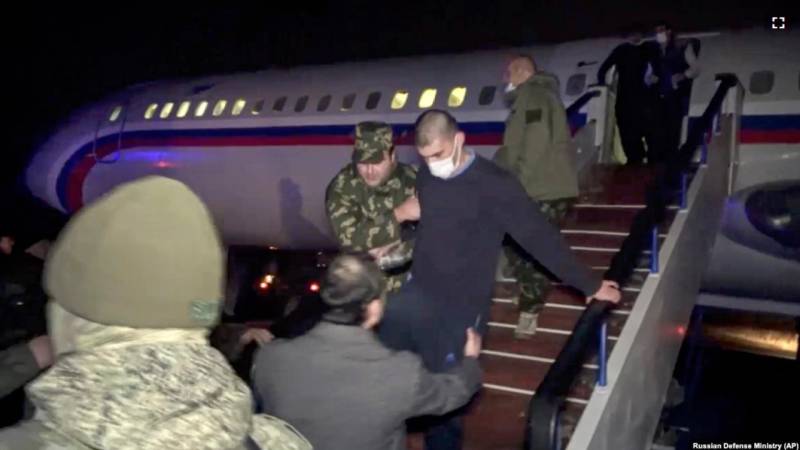 Azerbaijan releases 15 Armenian POWs