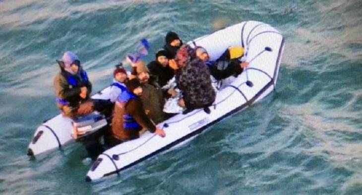 2 women, child among 4 dead in Canaries migrant boat tragedy