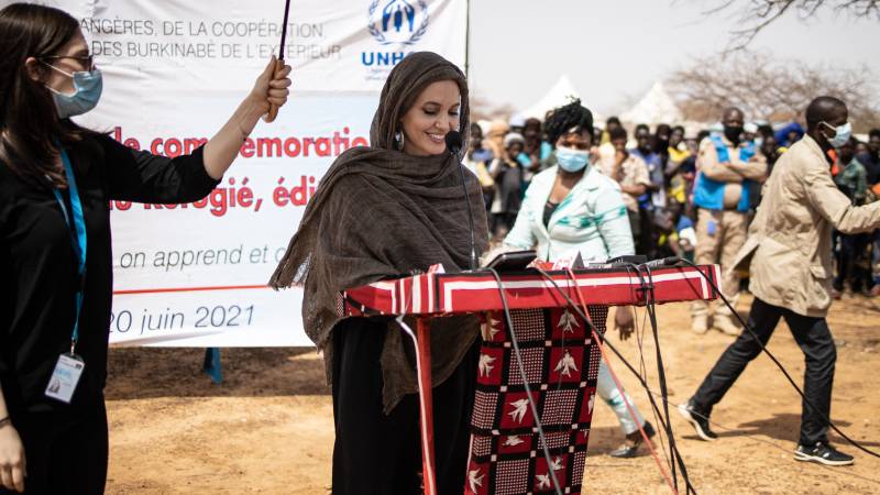 US star Angelina Jolie visits refugee camp in Burkina Faso