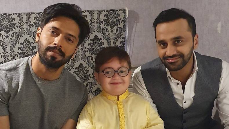 ‘Scared’ Ahmad Shah chooses between Fahad Mustafa and Waseem Badami