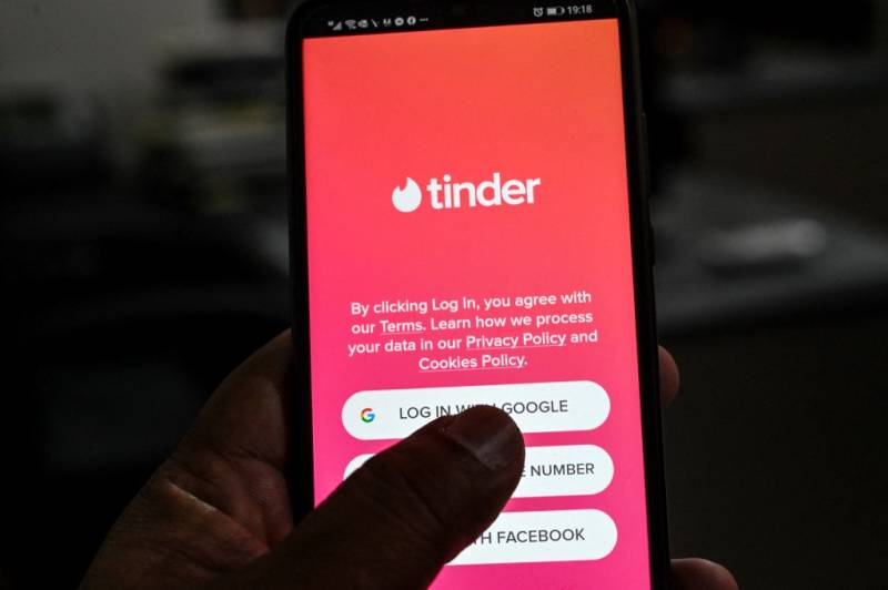 Tinder adds new features as love seekers stay virtual