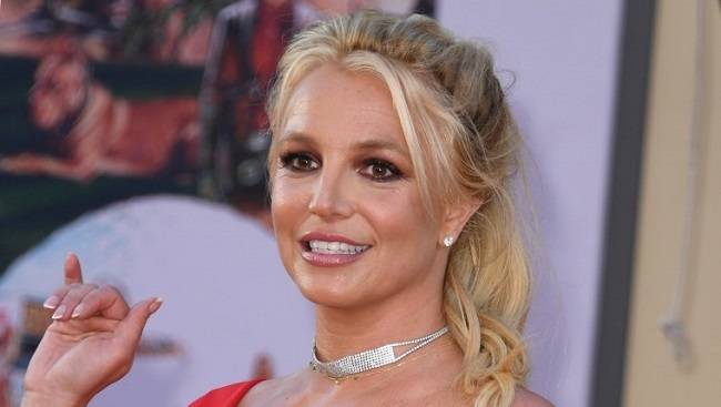 Britney Spears' father to stay on as guardian, US court rules