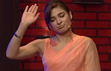 Ayesha Omer finds Aamir Liaquat worthy of appreciation on ‘Mazedaar Show’