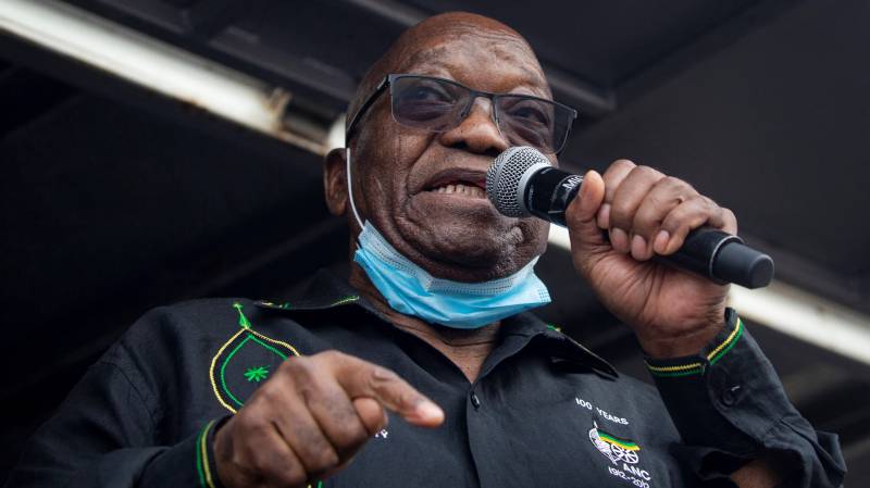 South Africa's Zuma refuses surrender to police by deadline