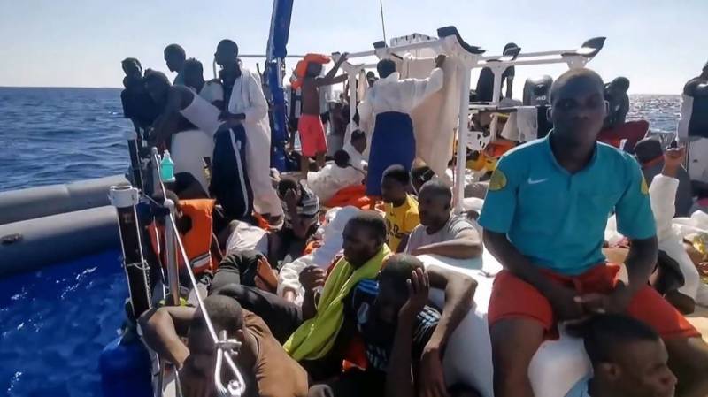 Rescue ship picks up 200 migrants including 67 minors, in Mediterranean