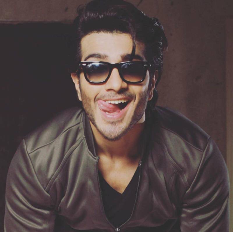 Feroze Khan’s mood swings lead to empty Instagram account 