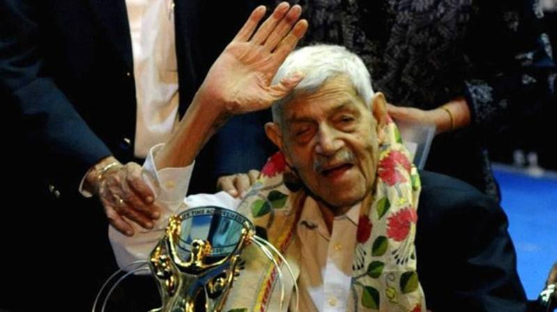 India's hockey hero Keshav Datt dies aged 95