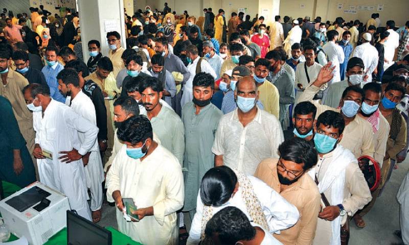 Strict Covid rules make Karachiites rush to vaccine centres in droves 