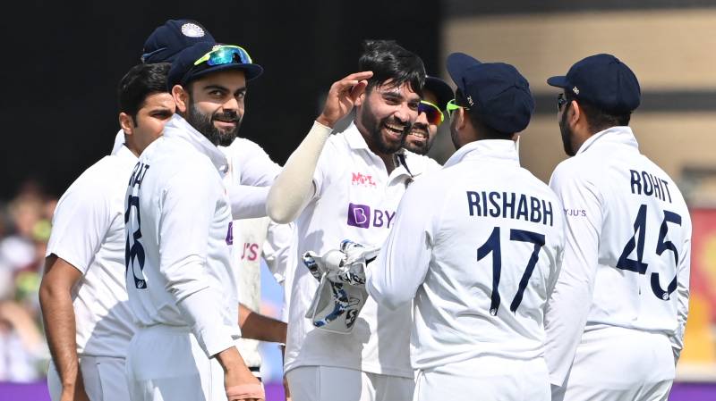 India's Bumrah and Siraj strike early blows against England