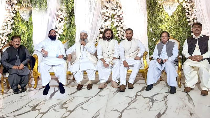 PA Speaker Ch Parvez Elahi attends Nikah ceremony of Farrukh Munir