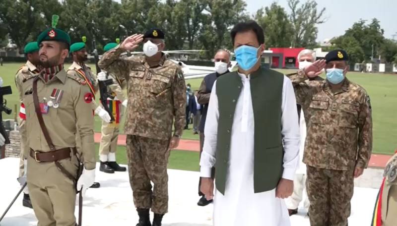 PM, COAS visit Peshawar Corps Headquarters