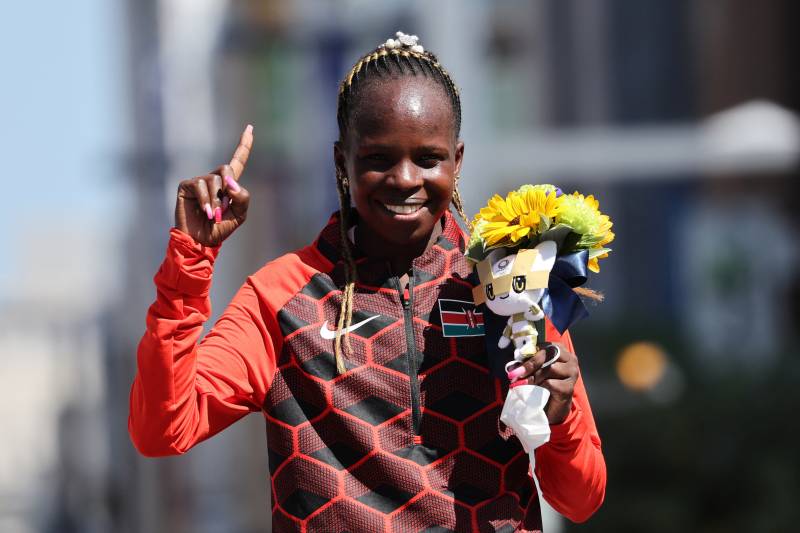 Jepchirchir crowned marathon queen on Olympics' 'Super Saturday'