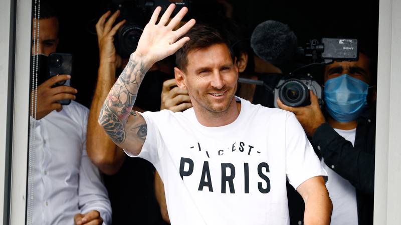 PSG set to complete signing of Messi