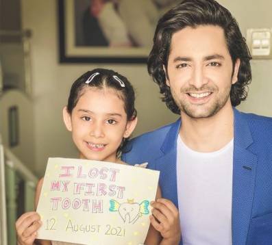 Ayeza Khan, Danish’s daughter loses first tooth – Celebrations met with trolling 