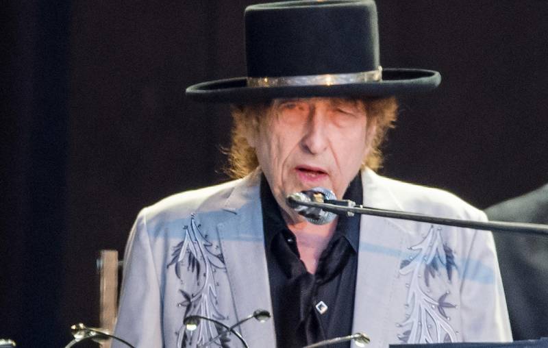 Bob Dylan sued for allegedly sexually abusing girl in 1965