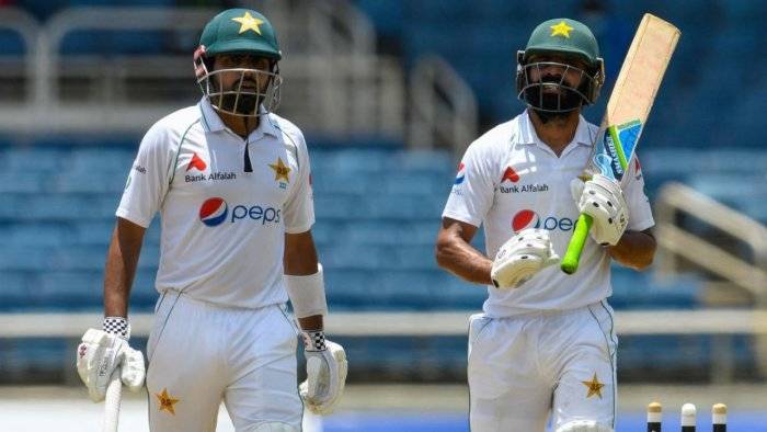 Babar, Fawad lead Pakistan recovery in sweltering second Test