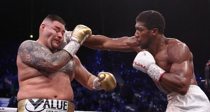 Joshua opts for brains over brawn in title defence against Usyk