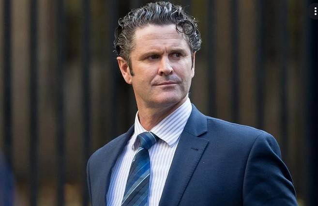 New Zealand cricket great Chris Cairns paralysed after stroke