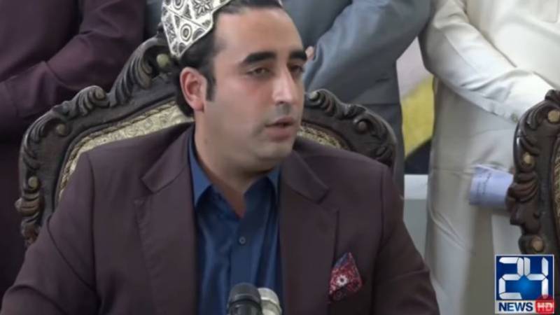 Bilawal vows to reinstate officials sacked by PTI 