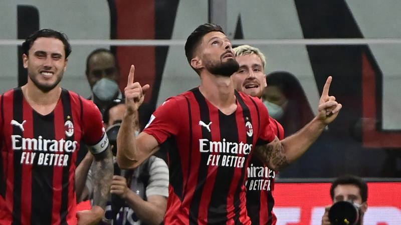 Giroud, Abraham open Serie A accounts as Milan and Roma cruise