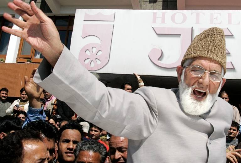 Hurriyat leader Syed Ali Geelani passes away in Srinagar