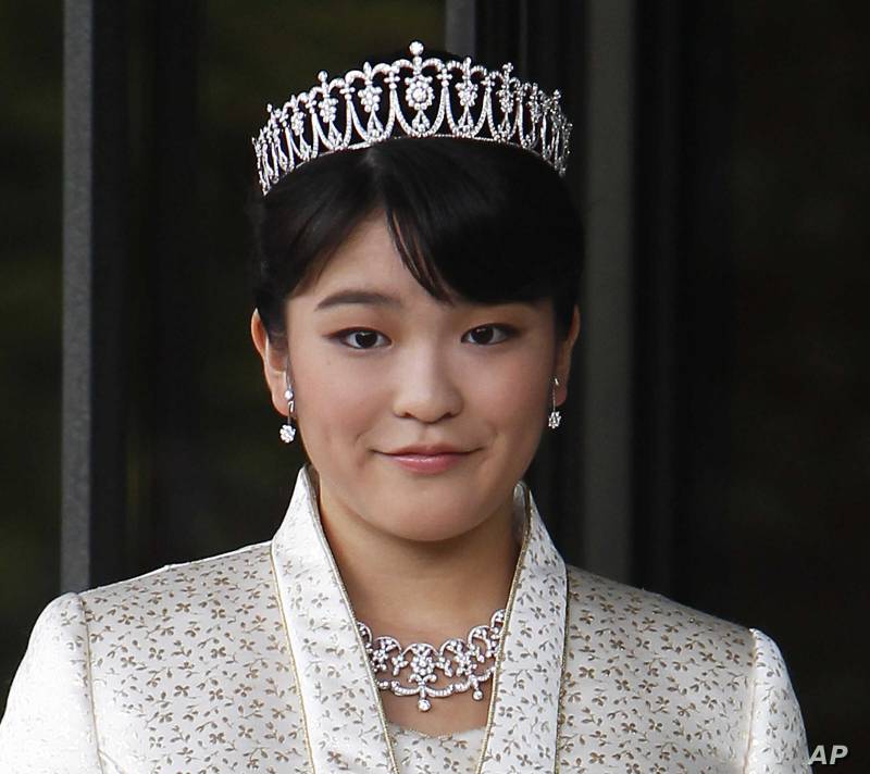 Japan princess to wed, reject payout after controversy