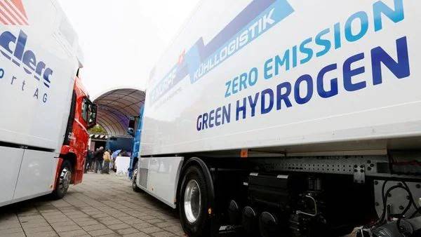 Hyundai to speed up hydrogen auto roll-out