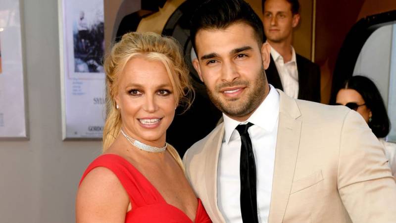 Britney Spears gets engaged to Iranian actor Sam Asghari