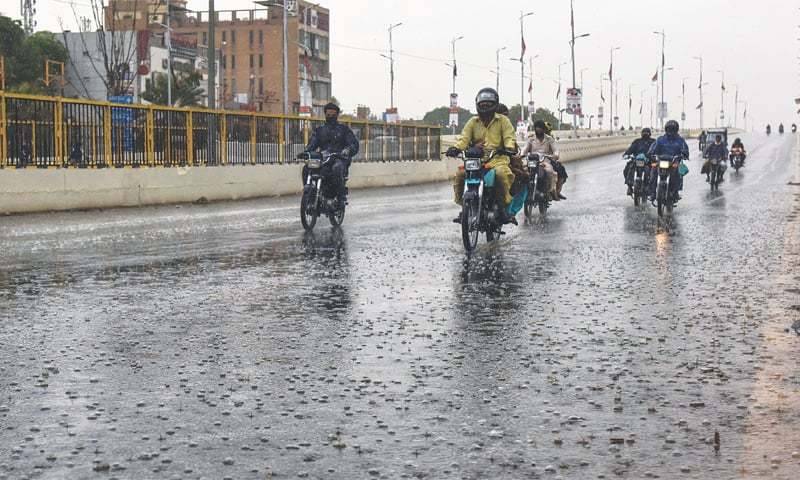 Met office forecast heavy rainfall in Karachi, other areas from Tuesday