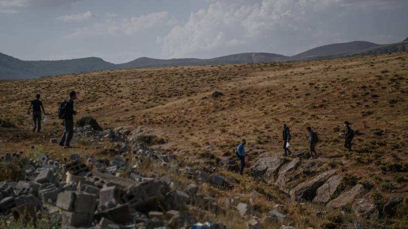 Turkey set to clear over 80,000 mines on Iran border