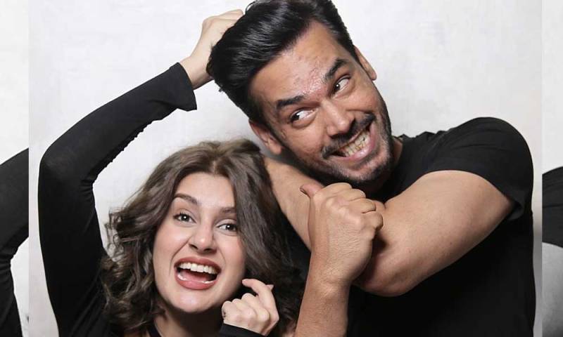 Kubra Khan brutally mocks Gohar Rasheed on his fear of injections