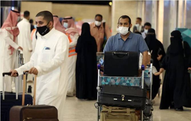 Saudi Arabia eases travel restrictions for teaching staff