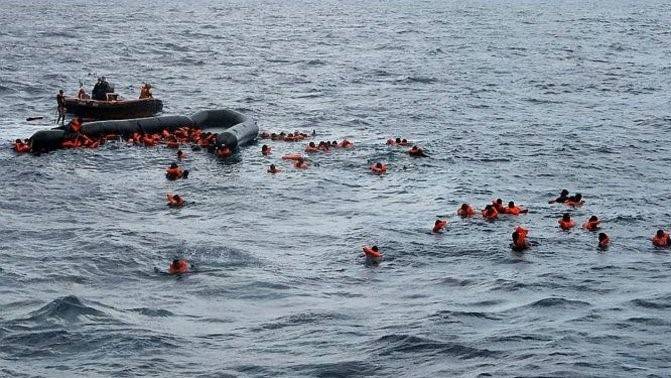 Fifteen migrants drown