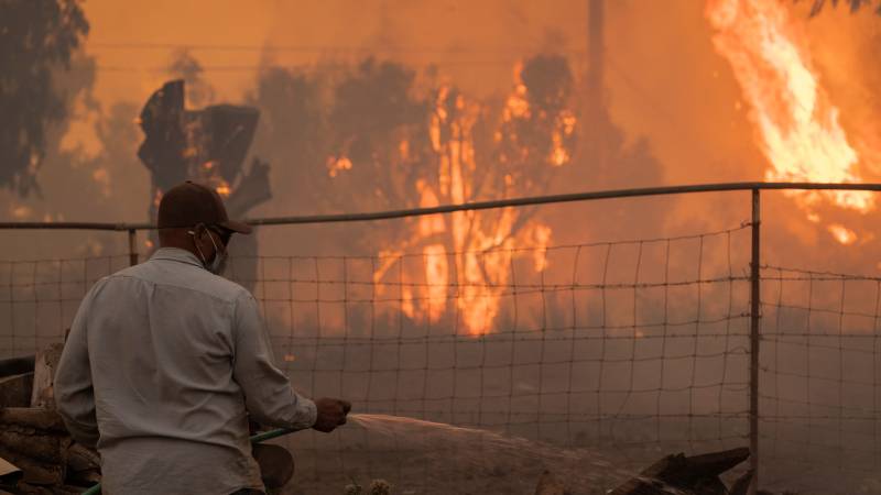 California fast-moving blaze 