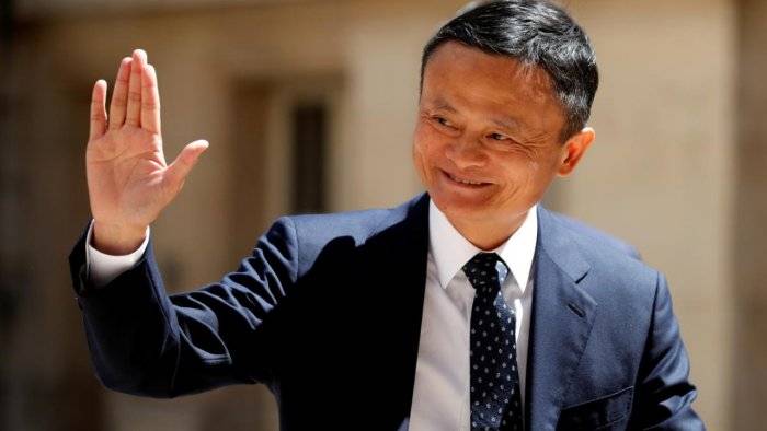 Alibaba shares soar